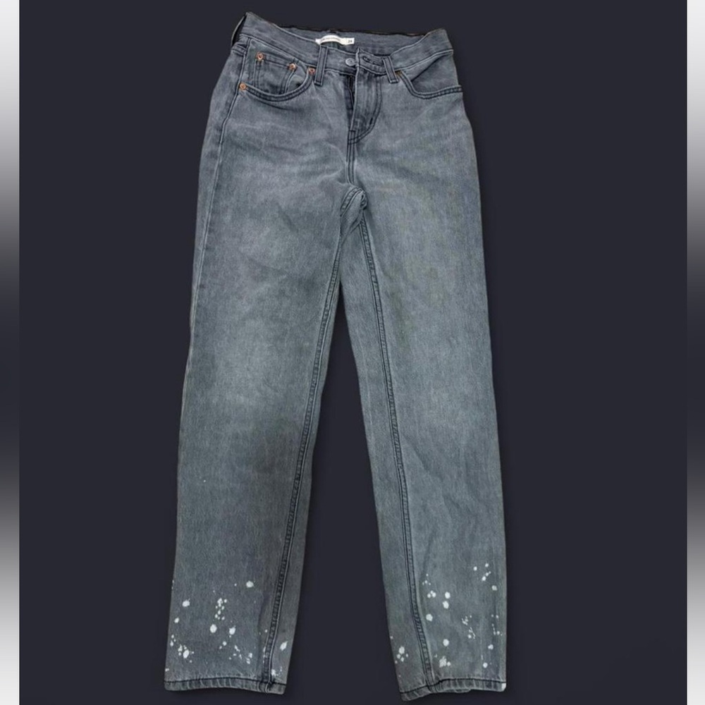 Levi's-Stylish Gray Women's Jeans, excellent condition